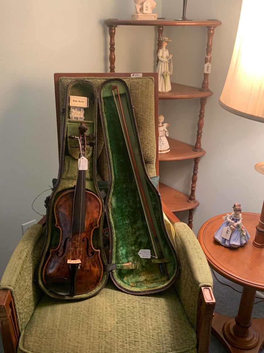 LIVONIA ESTATE SALE 60+ YEARS ACCUMULATION starts on 10/20/2023