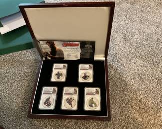 marvel collectable coins with authenticated patch from Avengers Age of Ultron movie