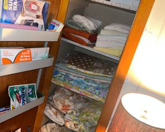 Linens and cloth... oh my.....