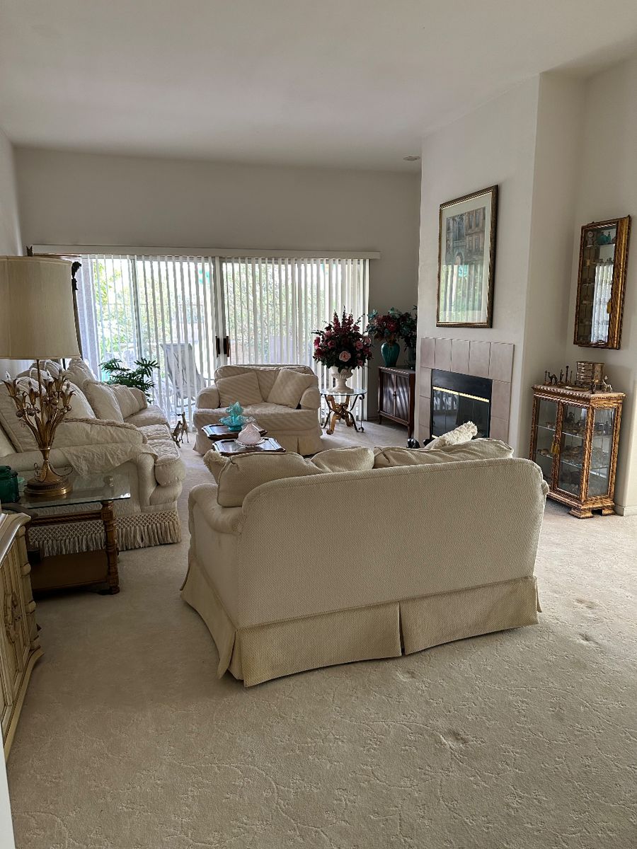 Estate Sale La Quinta starts on 10/28/2023