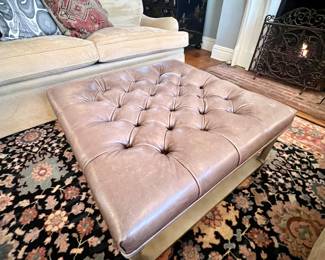 The most perfect ottoman of all time! with storage underneath