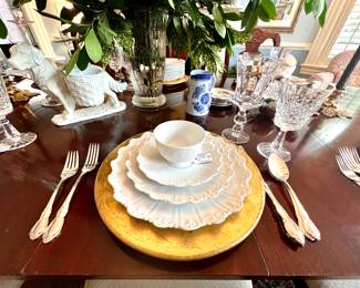 Limoges -
Service for 8