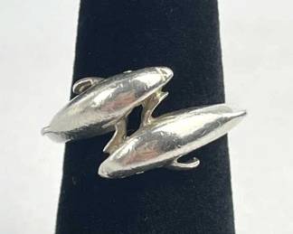 925 Silver Dolphins Ring