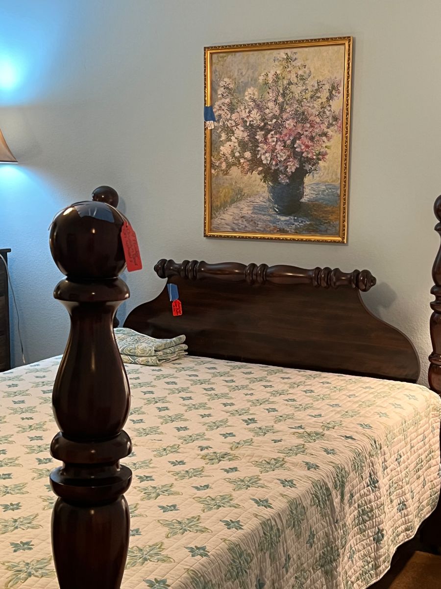 Multi Family Estate Sale in Tallahassee, FL starts on 10/19/2023