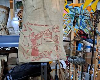 Vintage Clothes Pin Bag