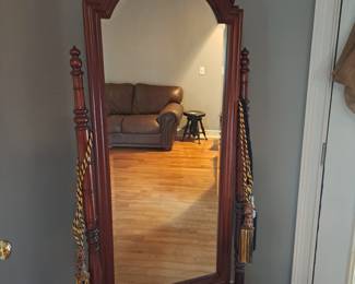 Standing Dressing Mirror