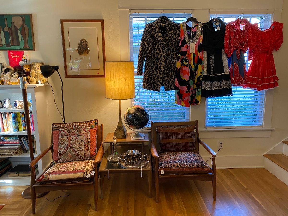 Half Price Sunday Fabulous Patty Jewett Estate... starts on 10/20/2023