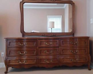 "Woodside: The Reserve" in Aiken, SC. Starts Closing on Sat 10/21 at 8p. Pickup is Mon 10/23 1-6p. Please click here to view more photos, descriptions, and current bids: https://ctbids.com/estate-sale/24354