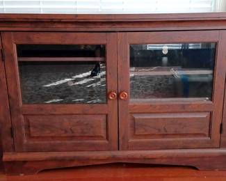 "Woodside: The Reserve" in Aiken, SC. Starts Closing on Sat 10/21 at 8p. Pickup is Mon 10/23 1-6p. Please click here to view more photos, descriptions, and current bids: https://ctbids.com/estate-sale/24354