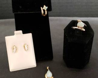 "Woodside: The Reserve" in Aiken, SC. Starts Closing on Sat 10/21 at 8p. Pickup is Mon 10/23 1-6p. Please click here to view more photos, descriptions, and current bids: https://ctbids.com/estate-sale/24354