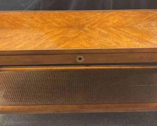 "Houndslake & Town Creek" in Aiken, SC. Starts Closing on Tue 10/24 at 8p. Pickup is Thu 10/26 2-6p. Please click here to view more photos, descriptions, and current bids: https://ctbids.com/estate-sale/24474