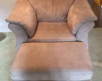 "Houndslake & Town Creek" in Aiken, SC. Starts Closing on Tue 10/24 at 8p. Pickup is Thu 10/26 2-6p. Please click here to view more photos, descriptions, and current bids: https://ctbids.com/estate-sale/24474