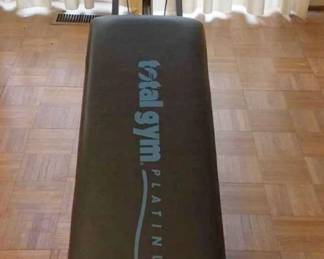 "Houndslake & Town Creek" in Aiken, SC. Starts Closing on Tue 10/24 at 8p. Pickup is Thu 10/26 2-6p. Please click here to view more photos, descriptions, and current bids: https://ctbids.com/estate-sale/24474