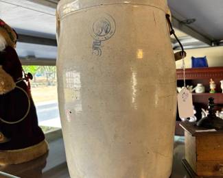 248 St Louis Indian Head Pottery