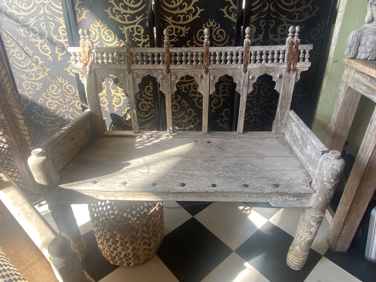 Huge Estate Sale in Garden Grove starts on 10/19/2023