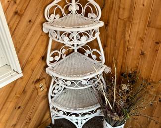Corner wicker stand 