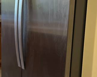 Side by Side Stainless Refrigerator 