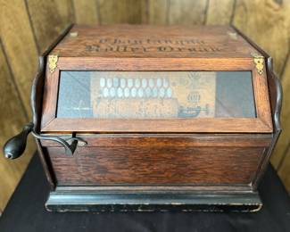 Antique Chautauqua Roller Organ 