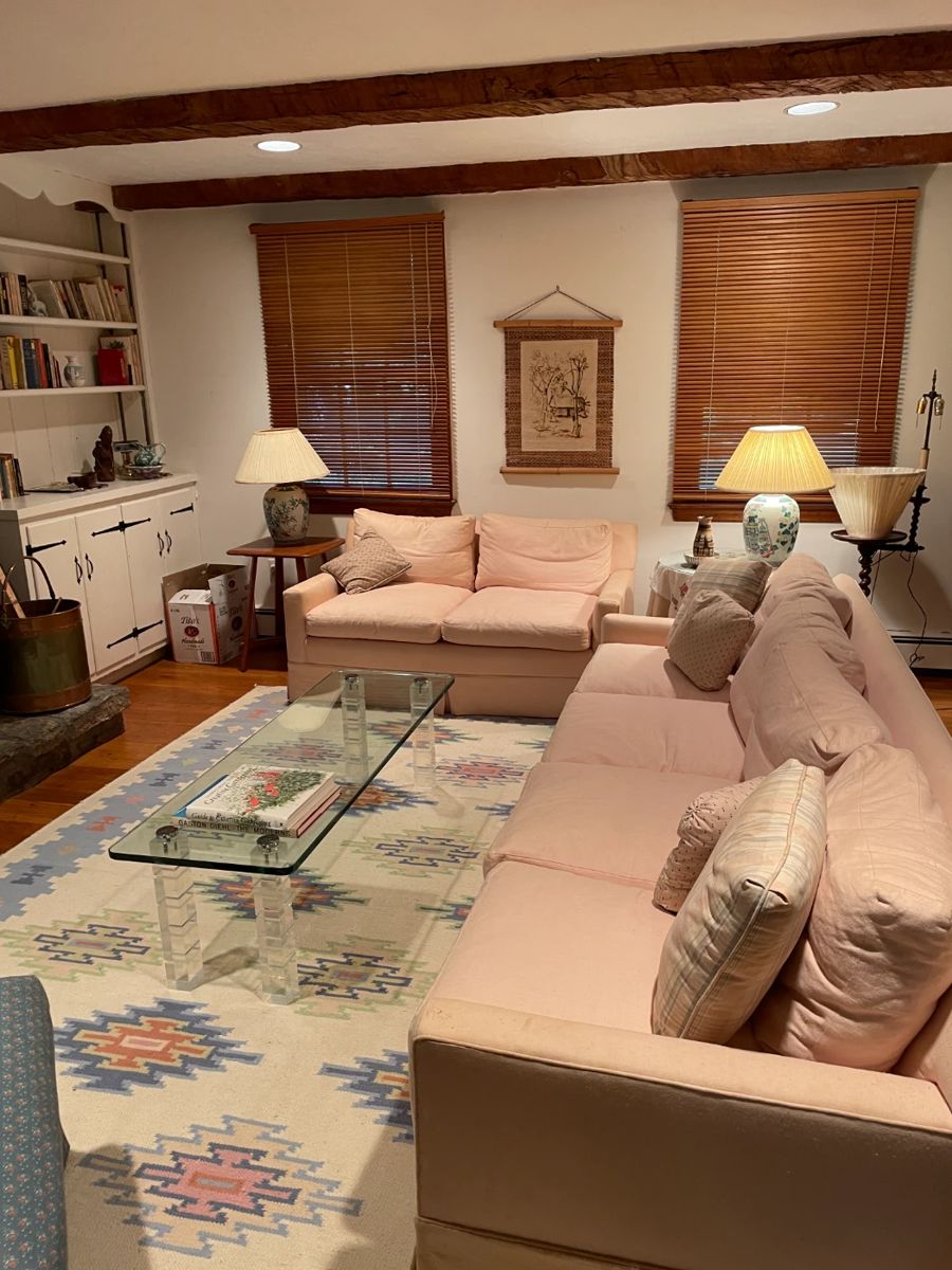 BUCKINGHAM ESTATE SALE Weston, CT starts on 10/28/2023