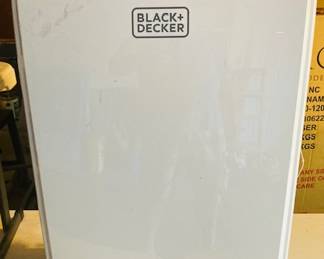 Black and Decker Portable Air Conditioner w/Remote.