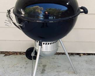 Weber Master-Touch 22" Kettle Smoker/Grill. 