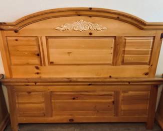 Broyhill Fontana Bedroom Set. Headboard, Foot Board and Two Night Tables.