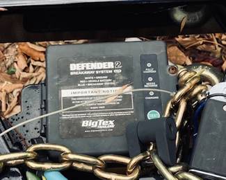 John Deere 1025-R Sub-Compact Utility Tractor with 60D Autoconnect Mid Mount Side Discharge Mower, Rear Mount Box Blade, Fixed Ting Pallet Loader and 120-R Front End Loader. 16 FT Bumper Pull Flatbed Trailer.