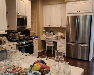 Kitchenware glasses, pots, pans and more