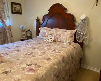 Solid Wood Queen Bed