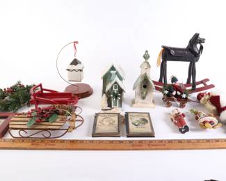 Lot 9554 Lot of Christmas Decor  Santa  Horse  Sleighs etc