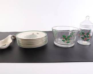 Lot 9514 Lot of 8 Spode Christmas Tree 8 Salad Plates and Spoon Rest  Holly Glass Serving