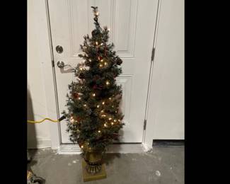 Lot 9103 Lighted 4.5ft Decorated Tree in Urn