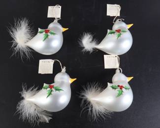 Lot 5869 Lot of 4 Vietri Glass Feathered Dove Bird Ornaments