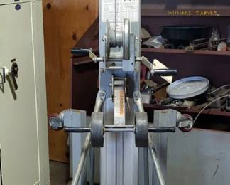 Genie Contractor Superlift, Model SLC-18, 18'.6" Lift Height, 650Lbs Rated, With Stabilizer Set