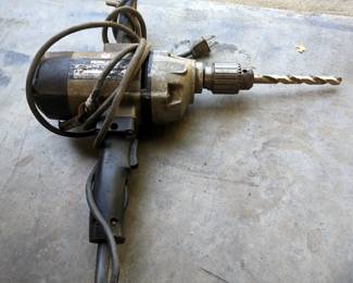 Porter Cable 1/2" Reversible Driver, Model 7564, Powers On