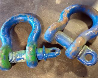 Heavy Duty D-Ring Shackles With Screw Pins, Qty 2