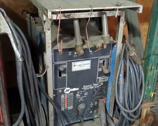Miller Econo Twin Constant Current AC/DC Arc Welding Power Source, Model 901236, With Leeds On Rolling Cart