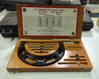 Vintage Starrett Micrometer Caliper Kit No 224 Set A
