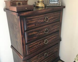 Matching chest! Jewelry boxes for men and women!