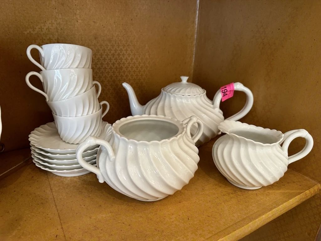 HIGH END DALLAS ESTATE DESIGNER CLOTHES PACKED... starts on 10/16/2023