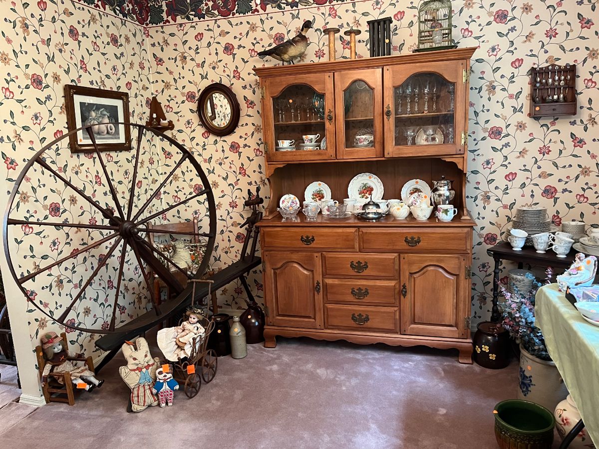 Attic Addicts Estate Sale, Household Liquidation starts on 10/20/2023