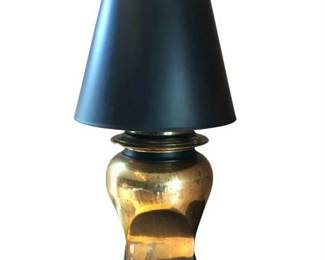 Lot 283 
Vintage Brass Barrel Lamp