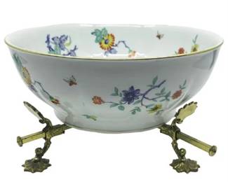 Lot 054  
Vintage Haviland Limoges "Shalimar" Centerpiece Bowl