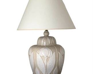 Lot 250-L  
Vintage Creamy Beige Raised Leaf Regency Style Large Ginger Jar Style Table Lamp