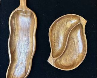 Lot 087  
Wooden Serving Platters Lot No. 2