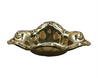 Lot 173  
Vintage Sheridan Silver Plated Ornate Oval Nut Tray