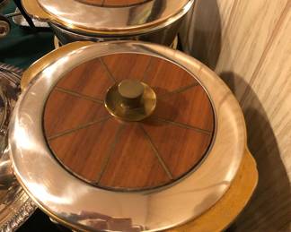 BUFFET SERVING PIECE