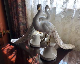 VINTAGE BIRD FIGURINES  SMALL CHIPS ON TAILS