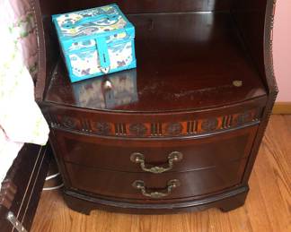 PAIR OF NIGHTSTANDS BY KENT COFFEY