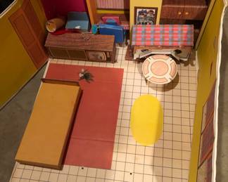 BARBIE HOUSE